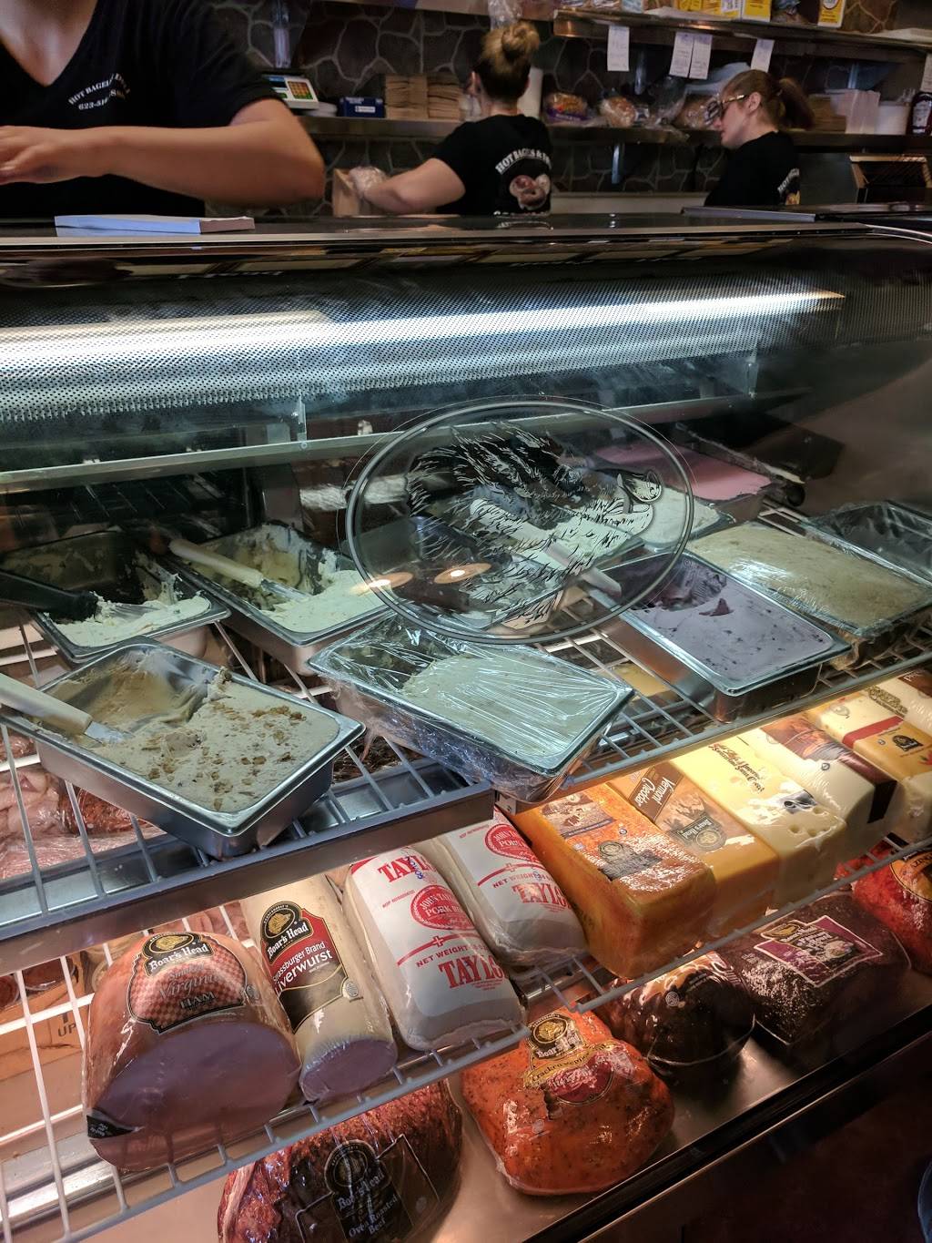 Hot Bagels and Deli | restaurant | 34640 N North Valley Pkwy, Phoenix, AZ 85086, USA | 6235162888 OR +1 623-516-2888