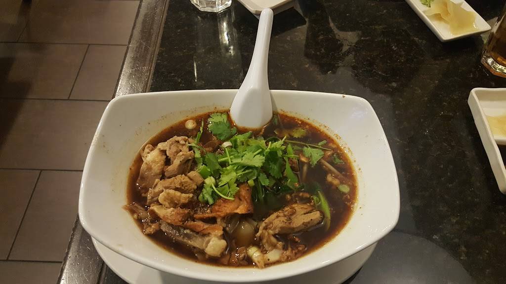 Bai Plu Thai & Sushi Bar | restaurant | 2119 N Bellflower Blvd, Long Beach, CA 90815, USA | 5623432651 OR +1 562-343-2651