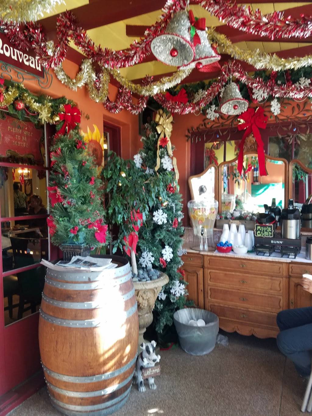 Cafe Nouveau | restaurant | 1497 E Thompson Blvd, Ventura, CA 93001, USA | 8056481422 OR +1 805-648-1422