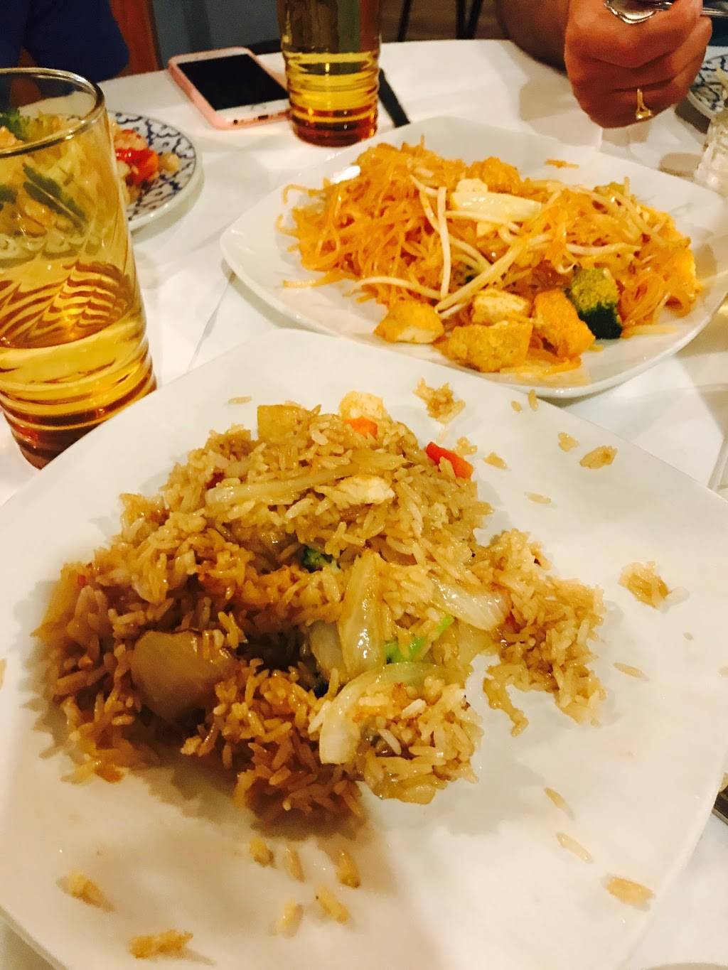 Tub-Tim Thai Restaurant | restaurant | 1562, 510 Tamalpais Dr # A, Corte Madera, CA 94925, USA | 4159241223 OR +1 415-924-1223