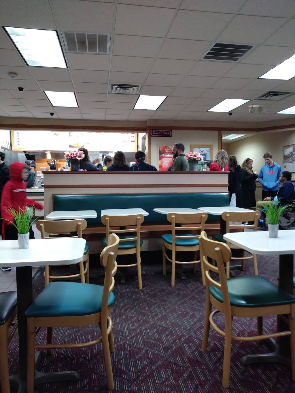 Wendys | restaurant | 5365 Athens Boonesboro Rd, Lexington, KY 40509, USA | 8592630315 OR +1 859-263-0315