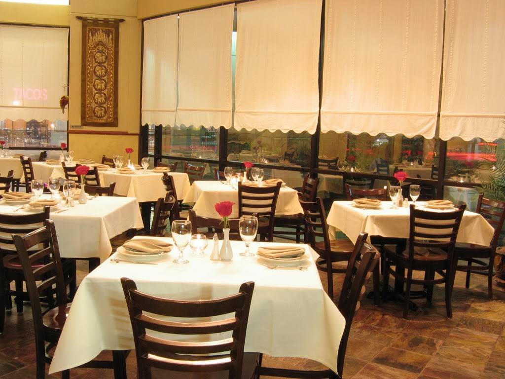 Thai Bistro | restaurant | 3241 Southwest Fwy, Houston, TX 77027, USA | 7136699375 OR +1 713-669-9375