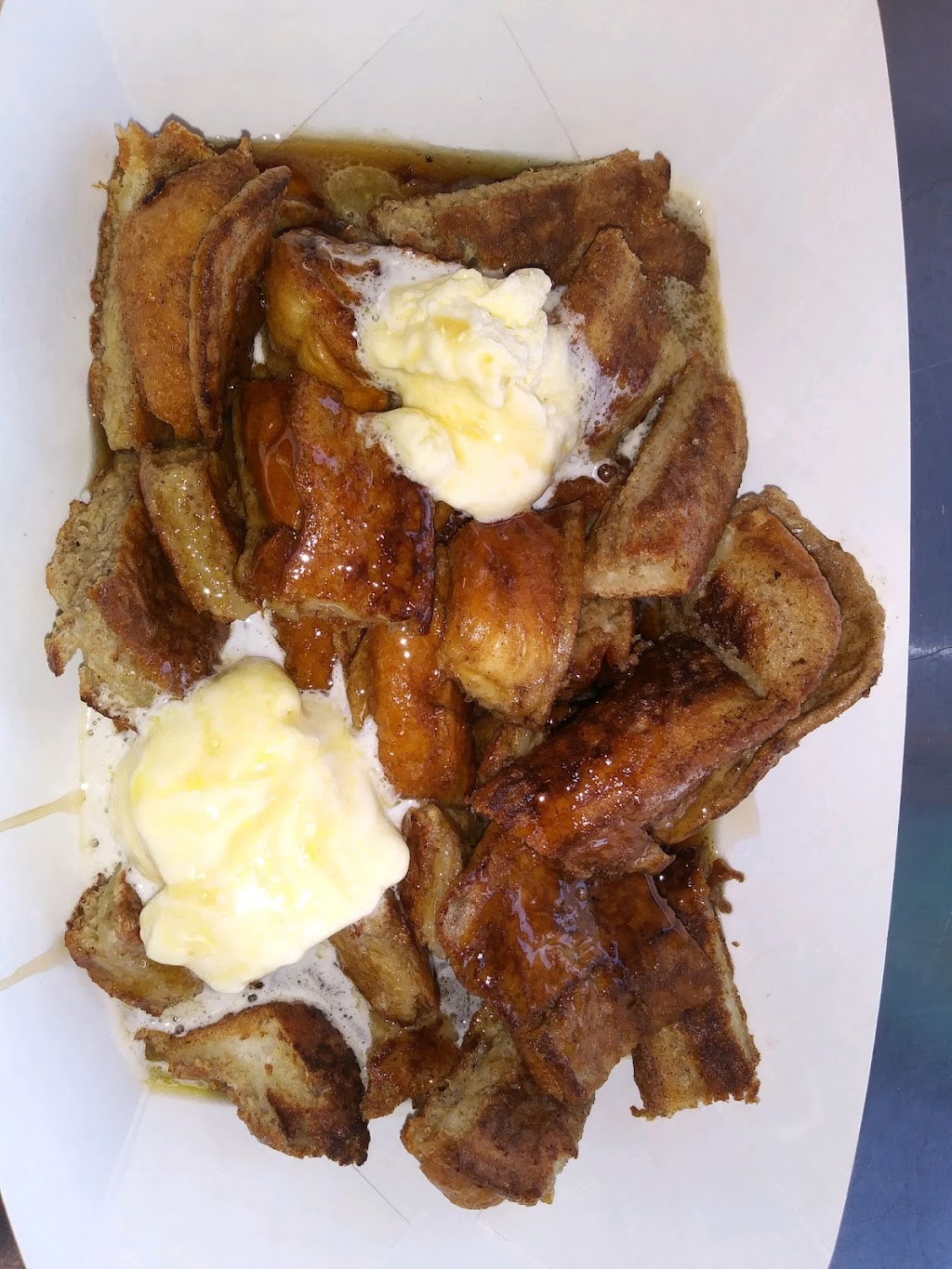 Dirty Dawgs BBQ | meal takeaway | 7 E Main St, Alexandria, OH 43001, USA | 7407770109 OR +1 740-777-0109