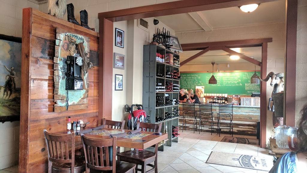 Horseshoe Hill Café | restaurant | 204 W Exchange Ave, Fort Worth, TX 76164, USA | 8178826405 OR +1 817-882-6405