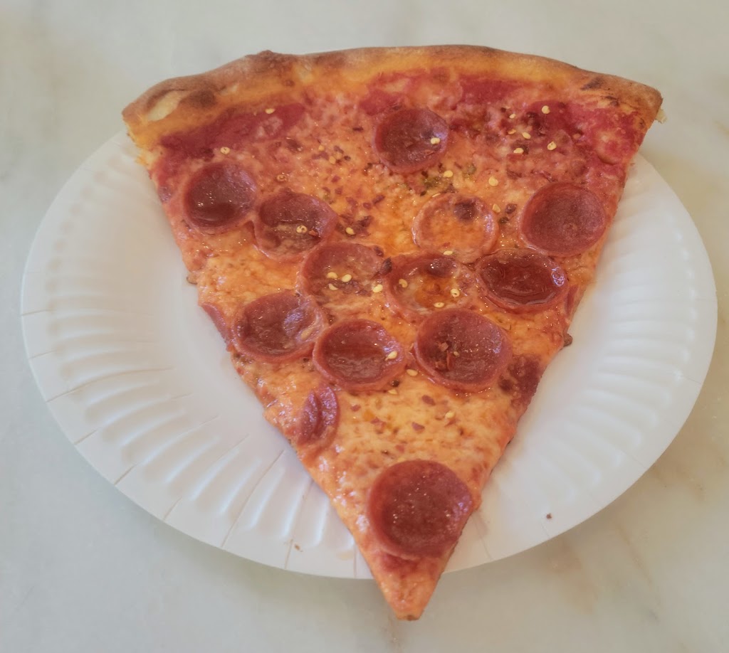 Halo | shopping mall | 330 S Hope St, Los Angeles, CA 90071, USA | 2132534200 OR +1 213-253-4200