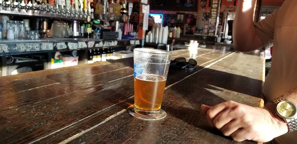 The Roadhouse | restaurant | 6900 E Cave Creek Rd, Cave Creek, AZ 85331, USA | 4804883300 OR +1 480-488-3300