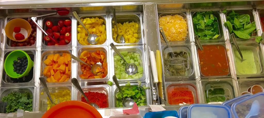 Mango Healthy Fruit & Food | restaurant | 2245 W Columbia Ave #102, Battle Creek, MI 49015, USA | 2698836981 OR +1 269-883-6981