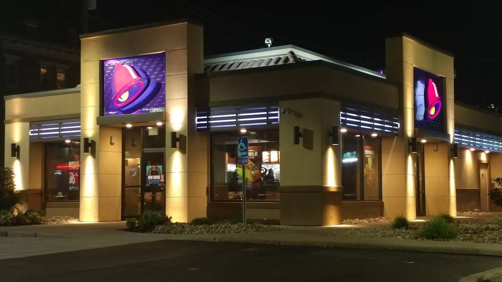 Taco Bell | meal takeaway | 420 W 4th St, Covington, KY 41011, USA | 8594318226 OR +1 859-431-8226