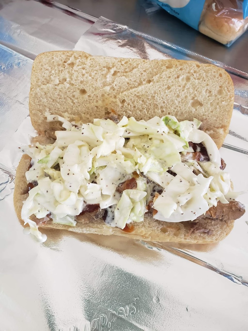 The Roast Beast | restaurant | 100 N Chamberlain Ave, Rockwood, TN 37854, USA | 8656011044 OR +1 865-601-1044