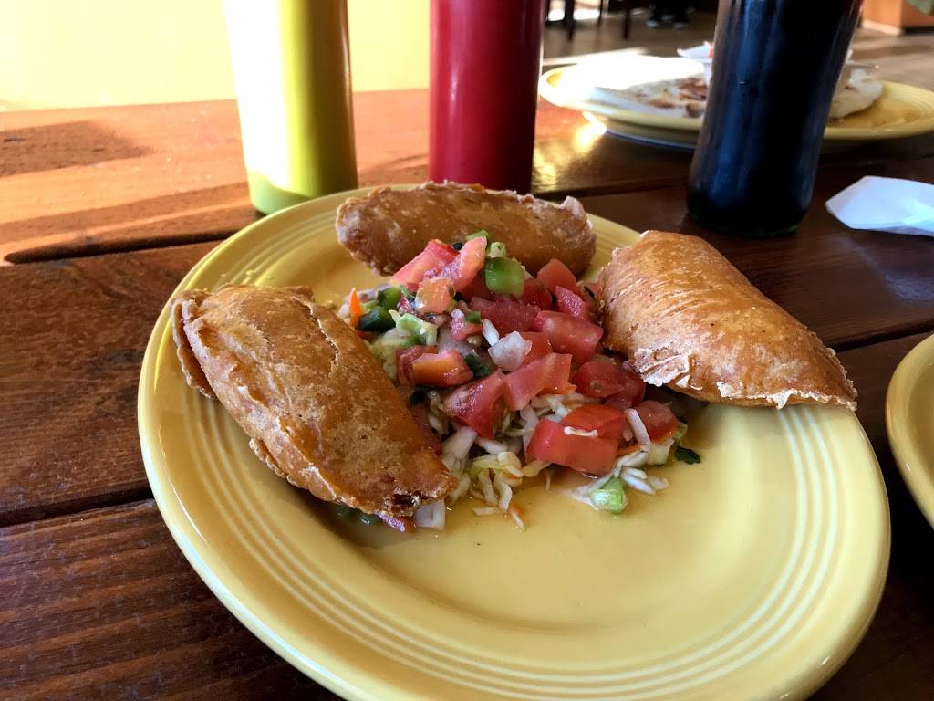 El Patio | restaurant | 9710 Aurora Ave N, Seattle, WA 98133, USA | 2065243046 OR +1 206-524-3046