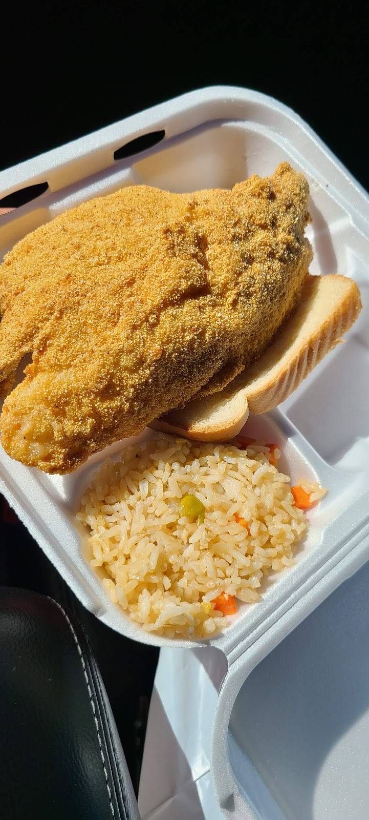 Ellis Seafood | restaurant | 350 Meadowbrook Rd, Jackson, MS 39206, USA | 6019817885 OR +1 601-981-7885