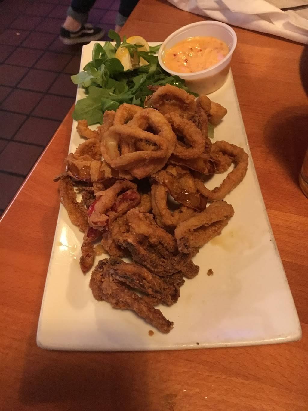 Four Square Restaurant & Bar | restaurant | 16 Commercial St, Braintree, MA 02184, USA | 7818484448 OR +1 781-848-4448