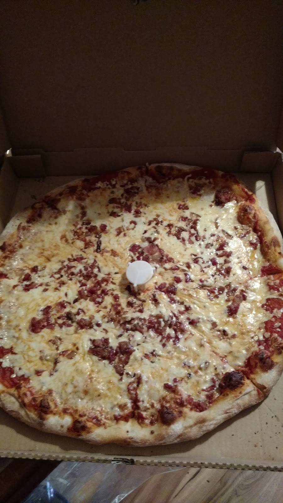 Doogies Pizzeria | restaurant | 500 S Market St, Shamokin, PA 17872, USA | 5706442414 OR +1 570-644-2414