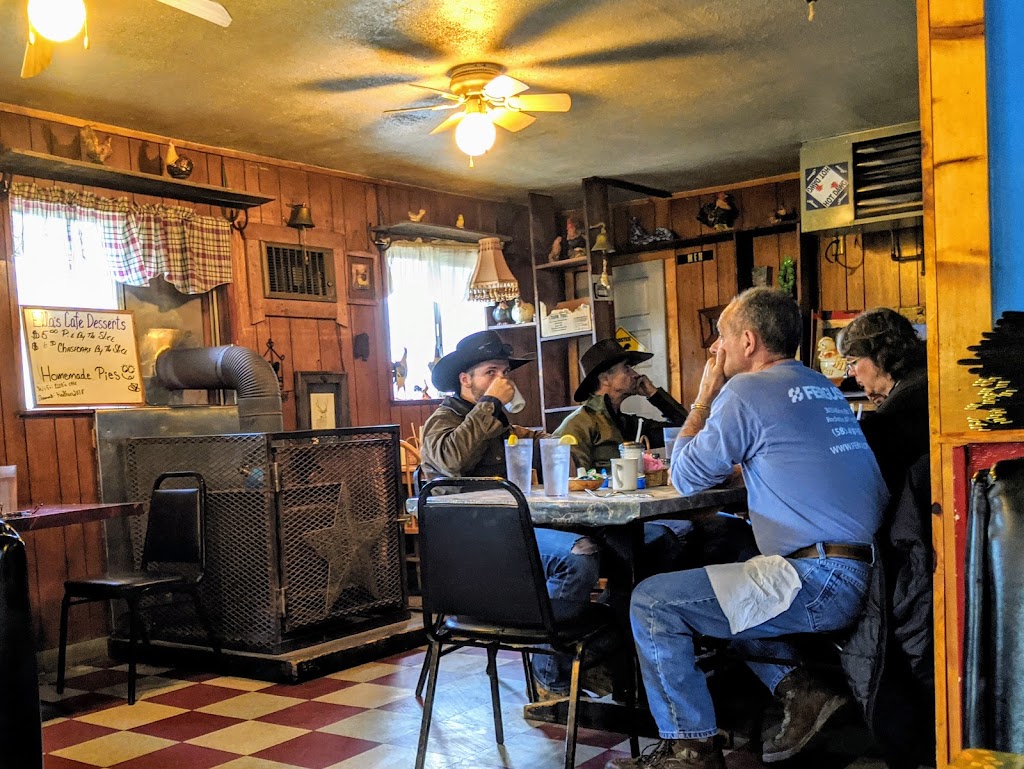 Ellas Cafe | restaurant | 96 Main St, Reserve, NM 87830, USA | 5755336111 OR +1 575-533-6111