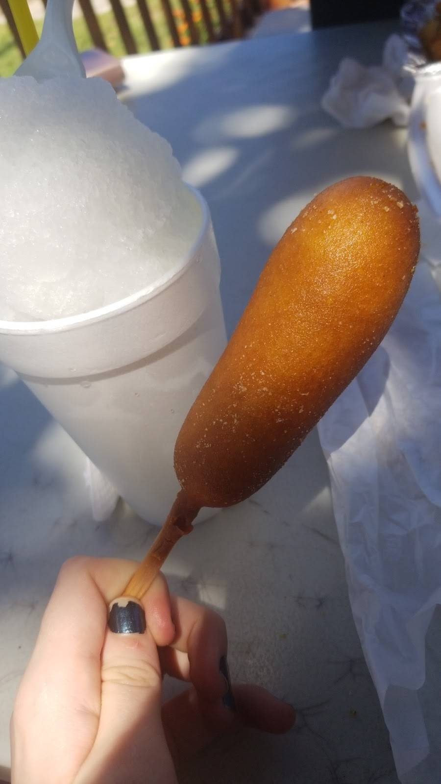 Snow Bunny Cones | restaurant | 1505 12th St, Bay City, TX 77414, USA | 9794799990 OR +1 979-479-9990