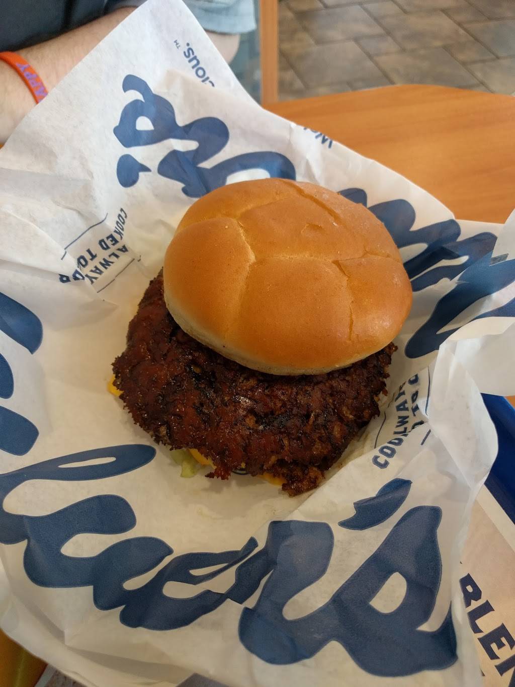 Culvers | restaurant | 290 Indian Lake Blvd, Hendersonville, TN 37075, USA | 6152658603 OR +1 615-265-8603