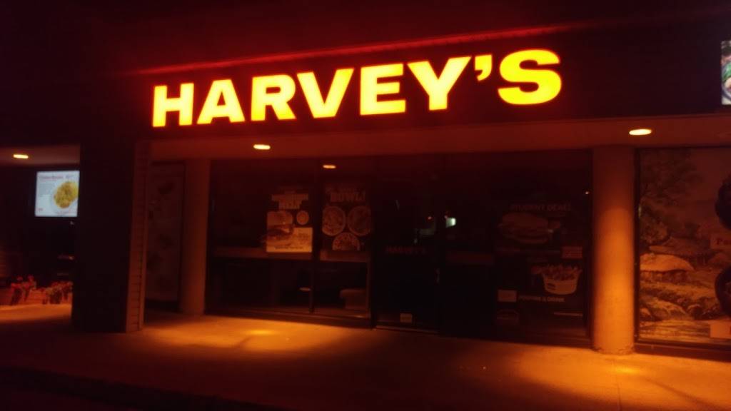 Harveys | restaurant | 170 University Ave W Unit 10, Waterloo, ON N2L 3E9, Canada | 5198889744 OR +1 519-888-9744