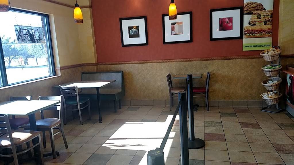 Subway | restaurant | 2436 W 10th St, Roanoke Rapids, NC 27870, USA | 2525352177 OR +1 252-535-2177