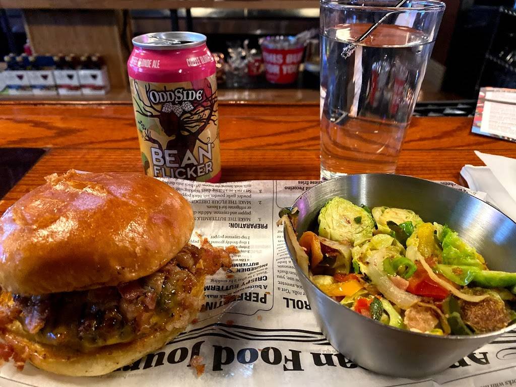 Mad Hatters Pub | restaurant | 2702 W Farmington Rd, West Peoria, IL 61604, USA | 3099661008 OR +1 309-966-1008