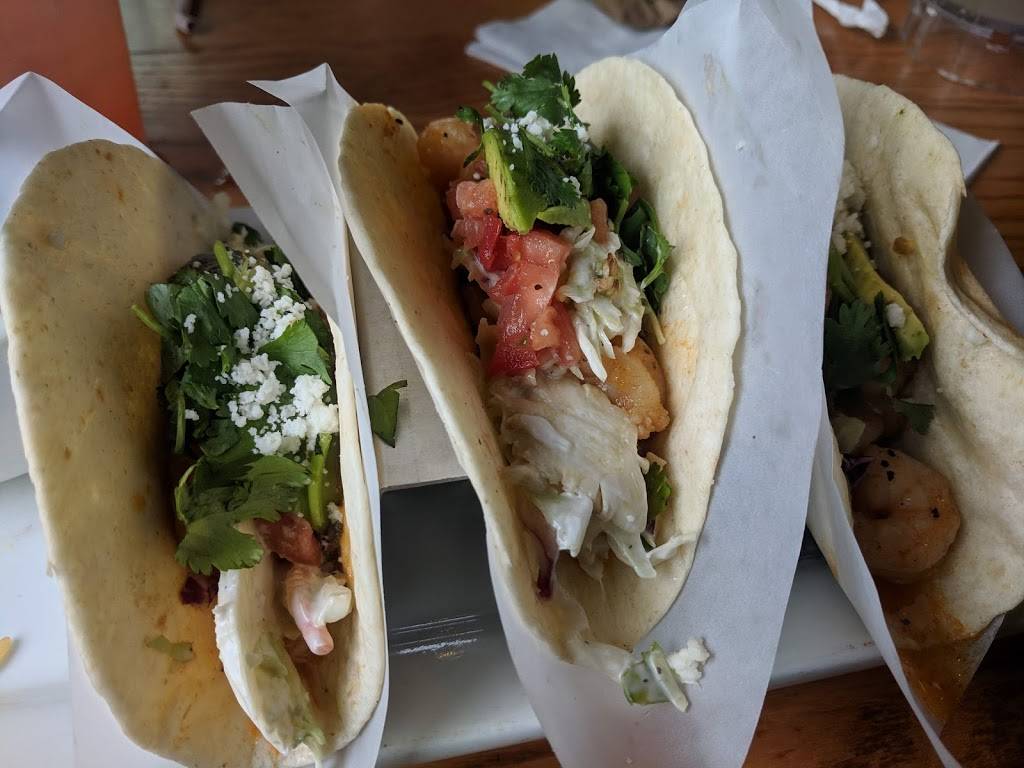 Chilis Grill & Bar | meal takeaway | 824 E US Hwy 80, Forney, TX 75126, USA | 9725521663 OR +1 972-552-1663