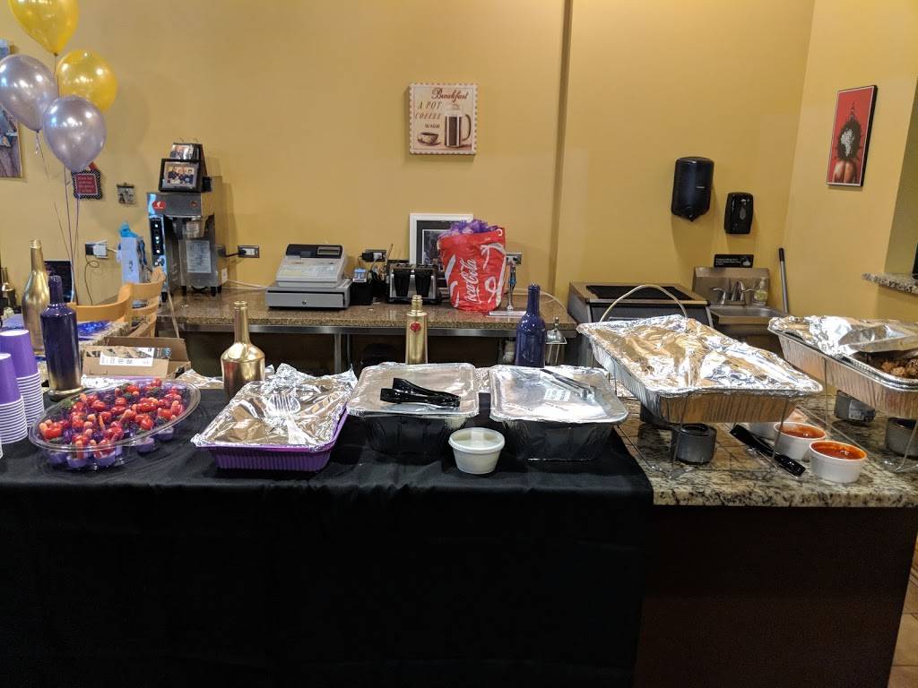 Corner Spot Cafe | restaurant | 1825 Roosevelt Rd, Broadview, IL 60155, USA | 7088655552 OR +1 708-865-5552