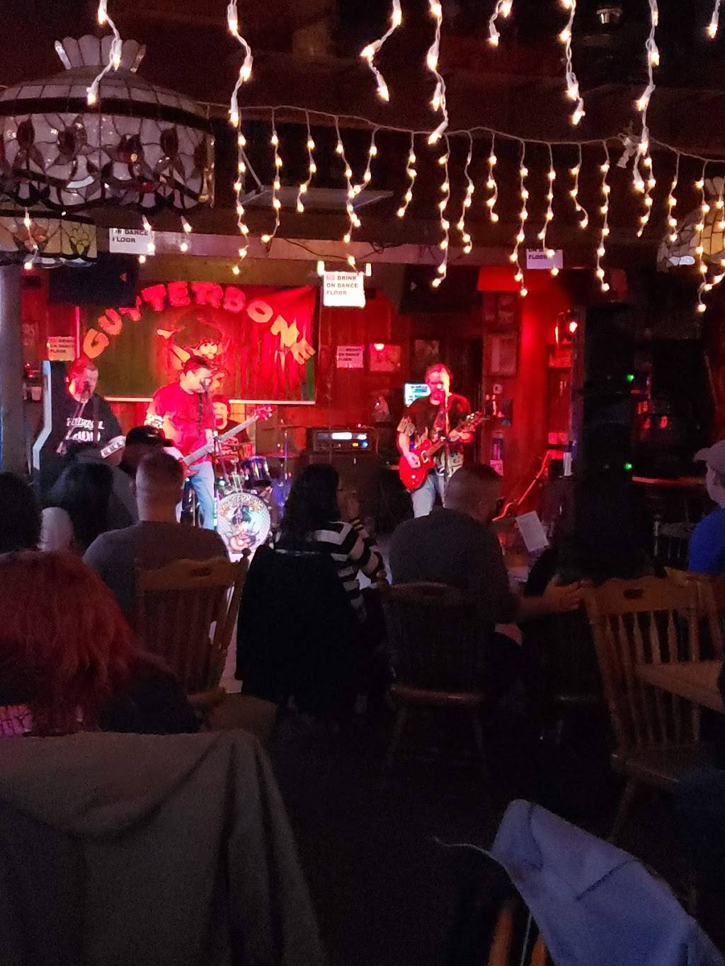 Cheers | restaurant | 3823 N Broadway Ave, Muncie, IN 47303, USA | 7652167013 OR +1 765-216-7013