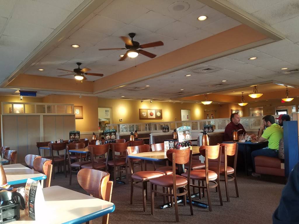 IHOP | bakery | 4801 TX-121, The Colony, TX 75056, USA | 4693841400 OR +1 469-384-1400