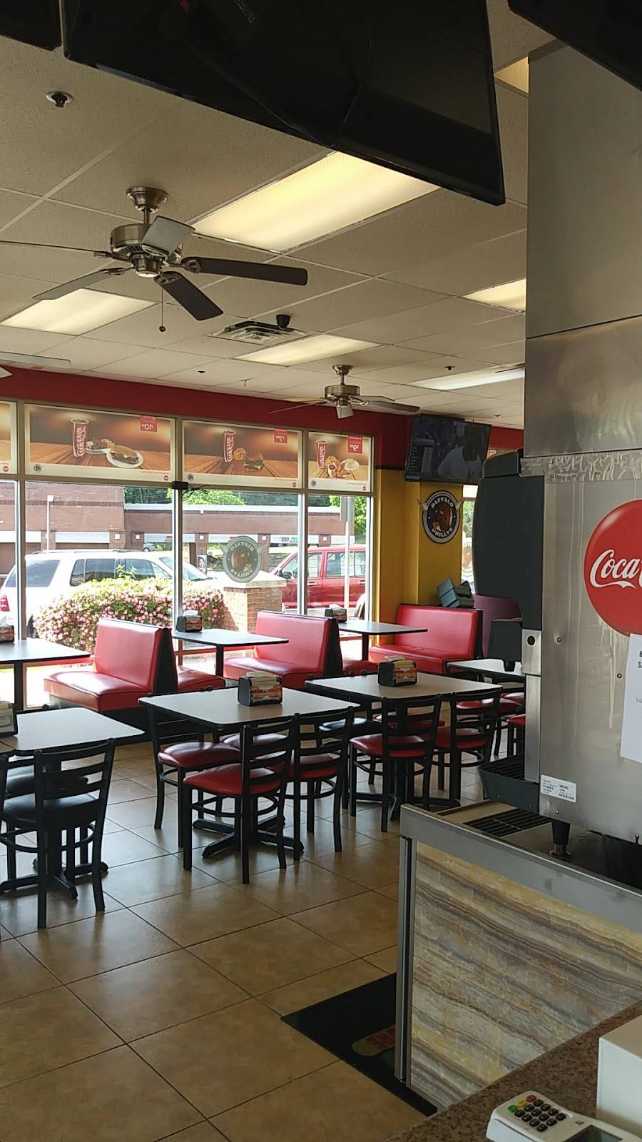 Buffalo Phillys | restaurant | 2072 Daniel Stuart Square, Woodbridge, VA 22191, USA | 7034919464 OR +1 703-491-9464