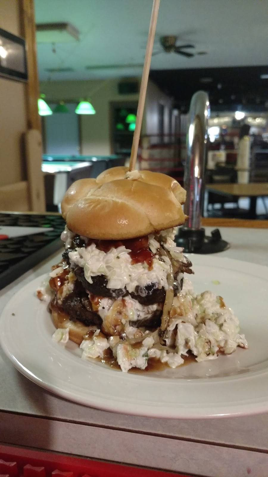 Cattle Zone Restaurant and Bar | restaurant | 6001 Lower Valley Pike, Springfield, OH 45502, USA | 9378824050 OR +1 937-882-4050