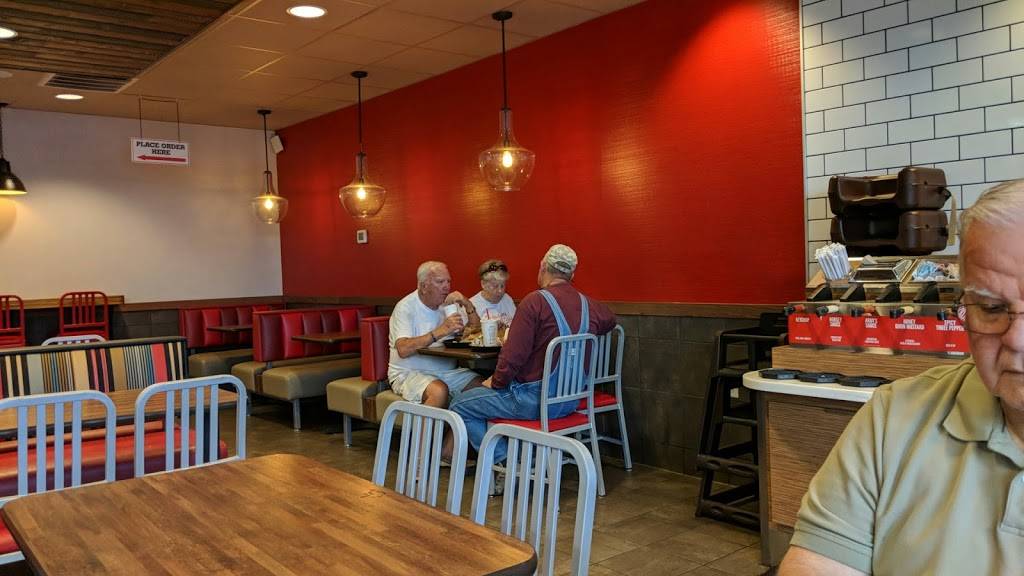 Arbys | restaurant | 404 S Poplar St, Elizabethtown, NC 28337, USA | 9108622201 OR +1 910-862-2201