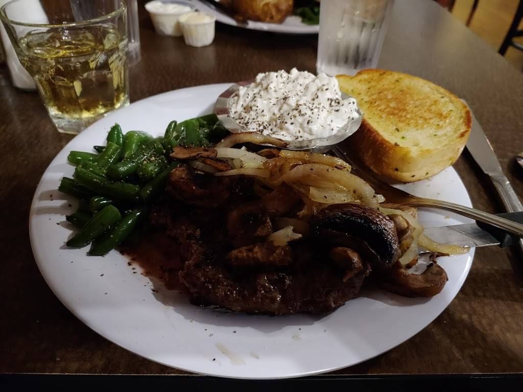 Arizona Family Restaurant | night club | 80 W Esperanza Blvd, Green Valley, AZ 85614, USA | 5206253680 OR +1 520-625-3680