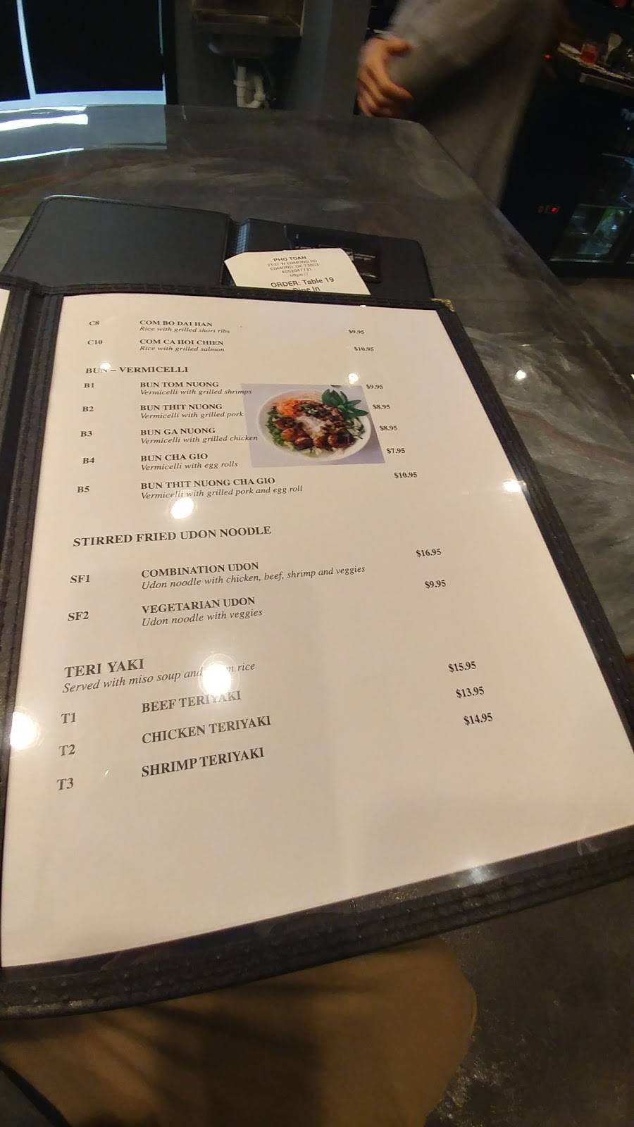 Pho Toan | restaurant | 2137 W Edmond Rd, Edmond, OK 73003, USA | 4052857392 OR +1 405-285-7392