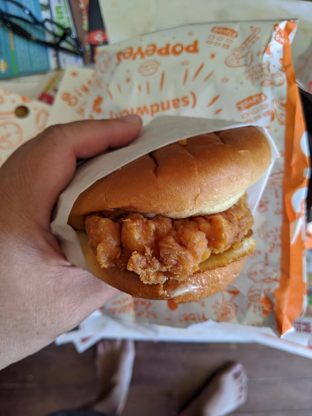 Popeyes Louisiana Kitchen | restaurant | 4020 Convoy St, San Diego, CA 92111, USA | 8583338108 OR +1 858-333-8108