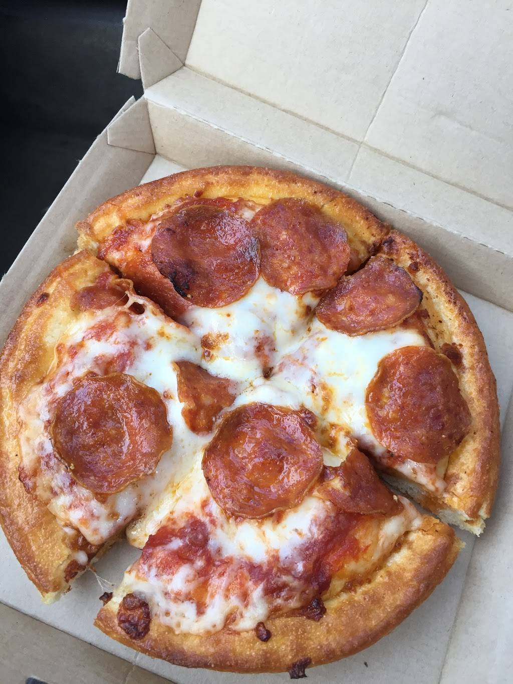 Pizza Hut | meal takeaway | 9770 Dorchester Rd, Summerville, SC 29485, USA | 8438755670 OR +1 843-875-5670