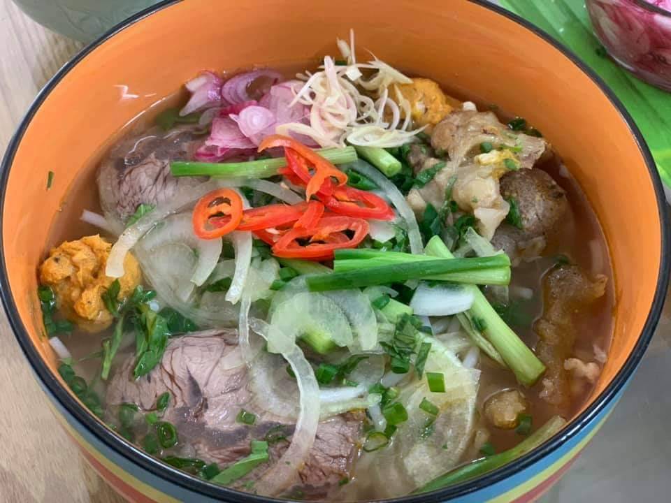 Pho Saigon | restaurant | 10534 W Greenfield Ave, West Allis, WI 53214, USA | 4148289698 OR +1 414-828-9698