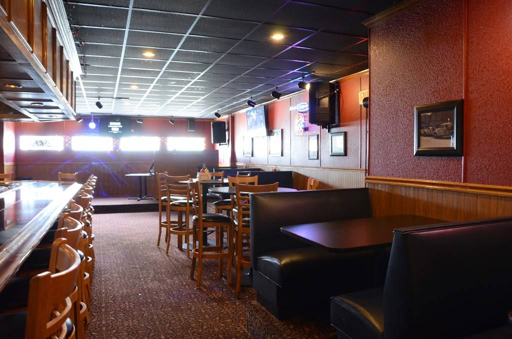 Hydrant Firehouse Grill | restaurant | 2002 College St, Cedar Falls, IA 50613, USA | 3192775423 OR +1 319-277-5423