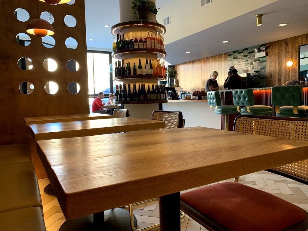 Brothers and Sisters | restaurant | 2119 W Chicago Ave, Chicago, IL 60622, USA | 7736611599 OR +1 773-661-1599