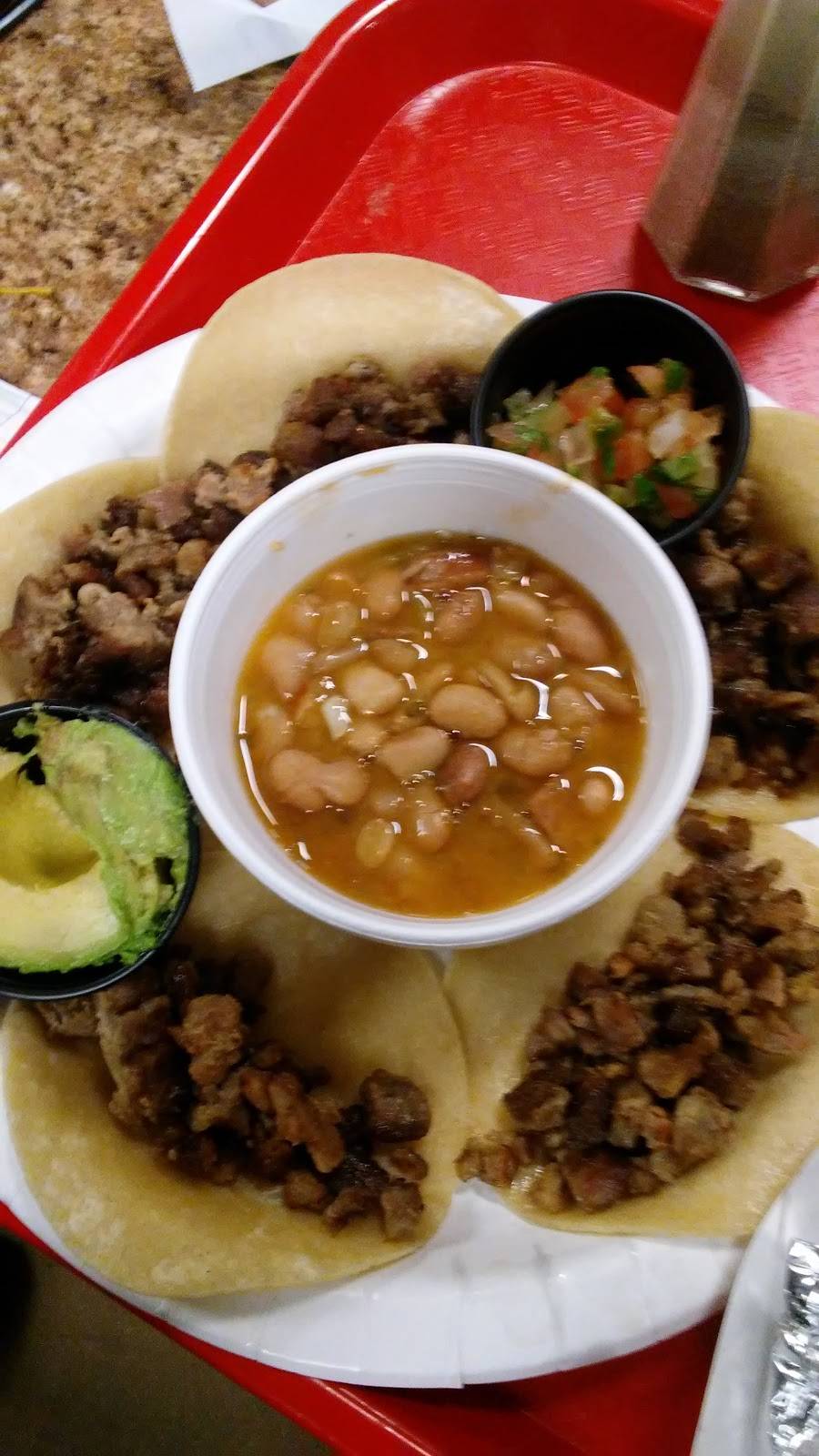 Las Tres Amigas | restaurant | 910 SE Military Dr, San Antonio, TX 78214, USA | 2103222835 OR +1 210-322-2835