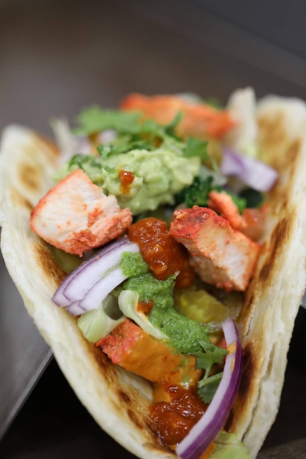 Signature Grill | restaurant | 505 E Green St #3, Champaign, IL 61820, USA | 2176070893 OR +1 217-607-0893