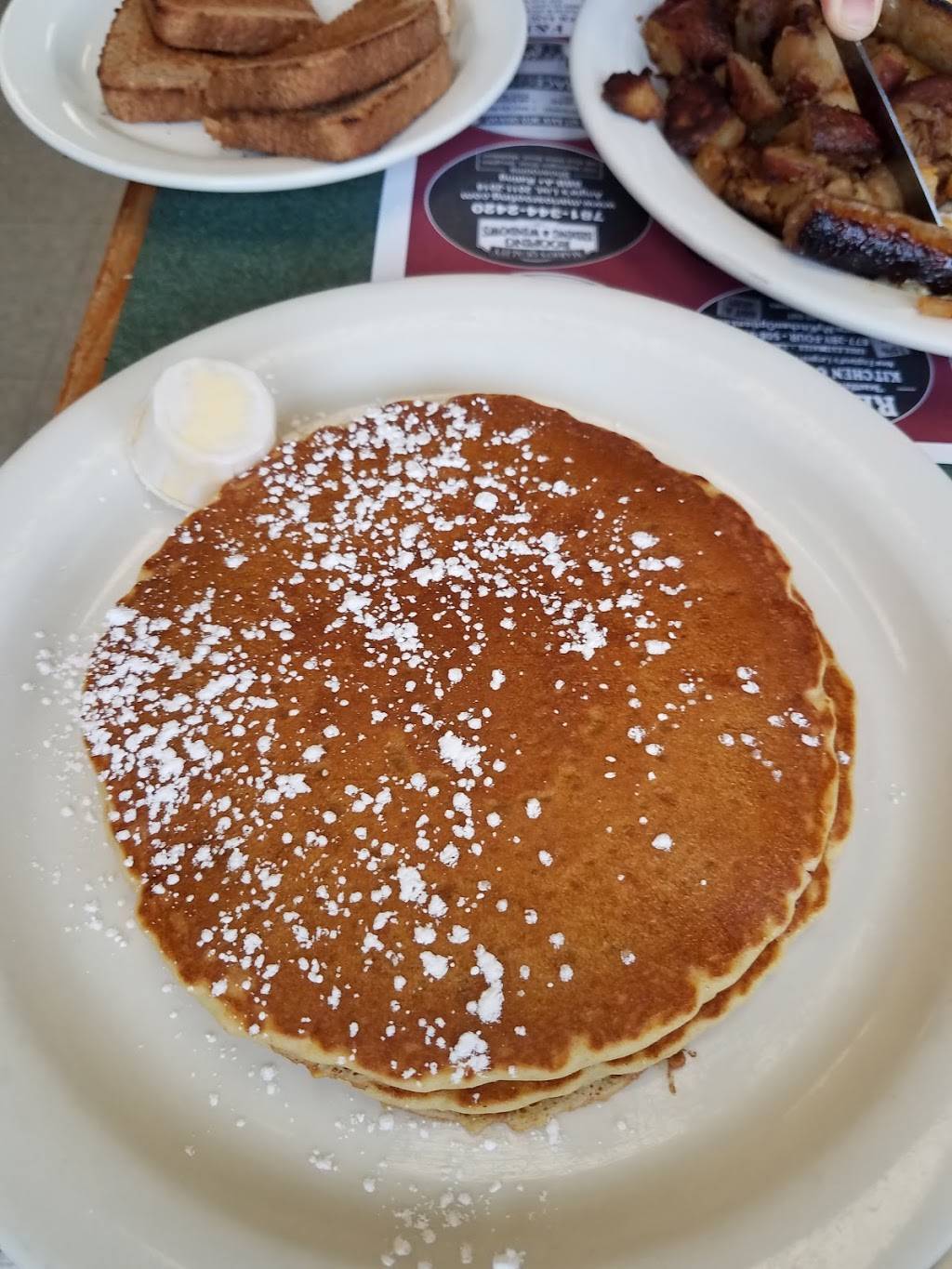 Beantown Diner | cafe | 593 Washington St, Stoughton, MA 02072, USA | 7813446915 OR +1 781-344-6915