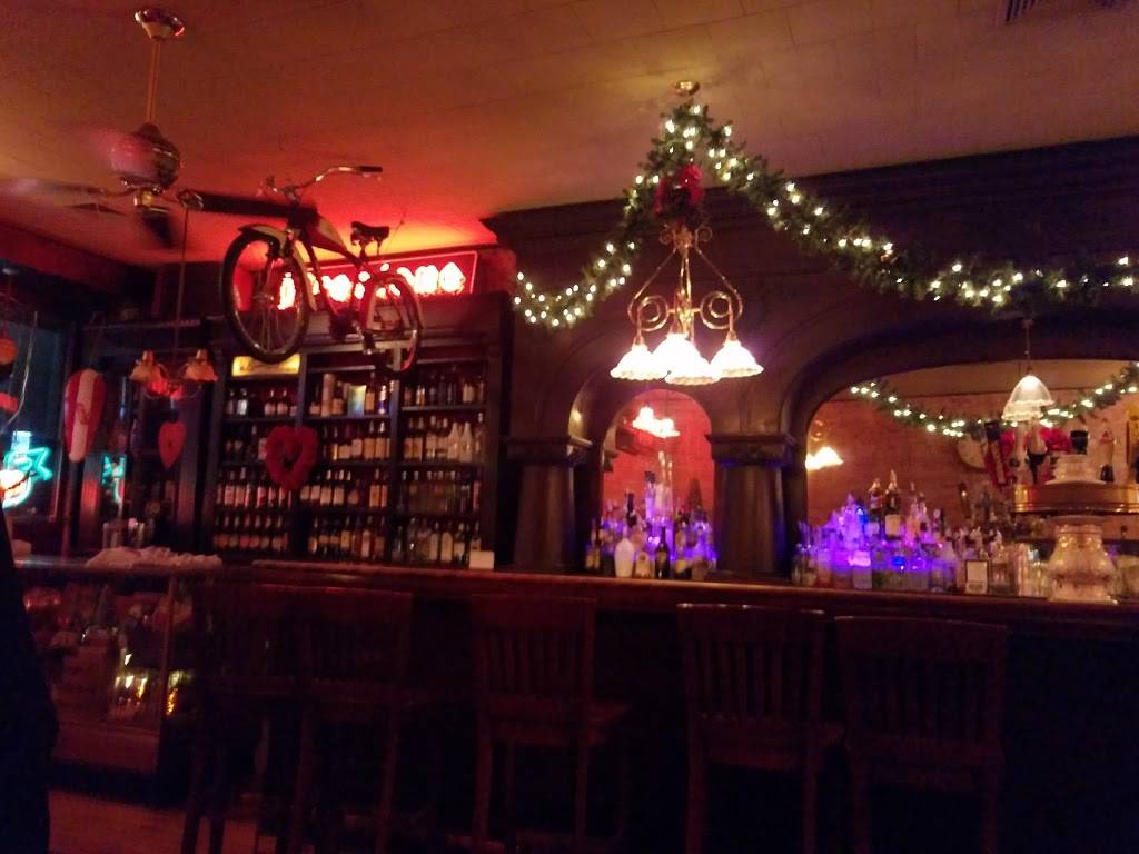 Old Saloon Bar & Grill | restaurant | 145 S Knowles Ave, New Richmond, WI 54017, USA | 7152462337 OR +1 715-246-2337