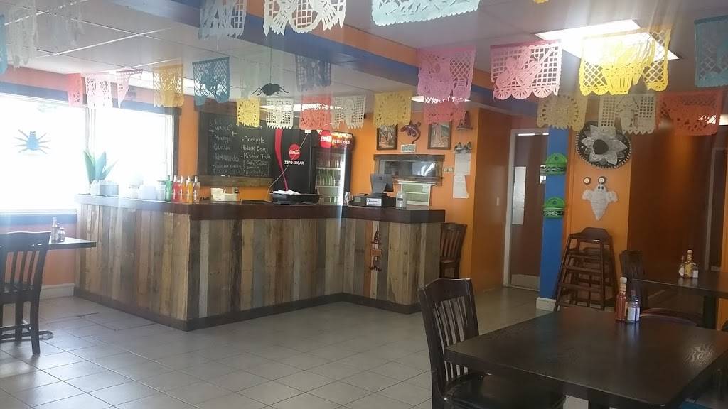 El Guacamole | restaurant | 7795-7797 S Main St, Pine Plains, NY 12567, USA | 5187713330 OR +1 518-771-3330