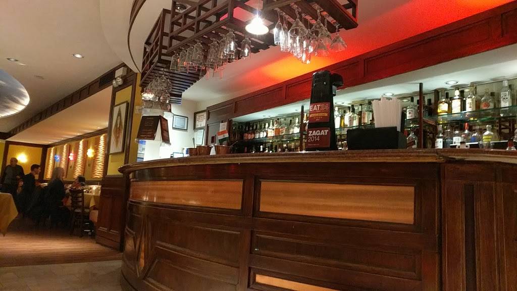 Tiffin The Indian Kitchen | restaurant | 2536 W Devon Ave, Chicago, IL 60659, USA | 7733382143 OR +1 773-338-2143