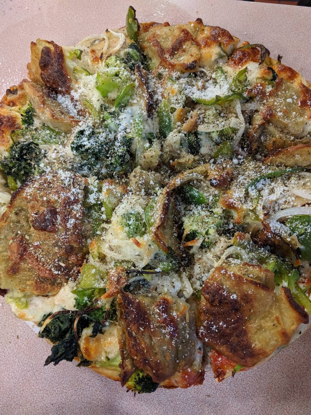 Johns Pizza | restaurant | 162 Grove St, Stamford, CT 06901, USA | 2033484056 OR +1 203-348-4056