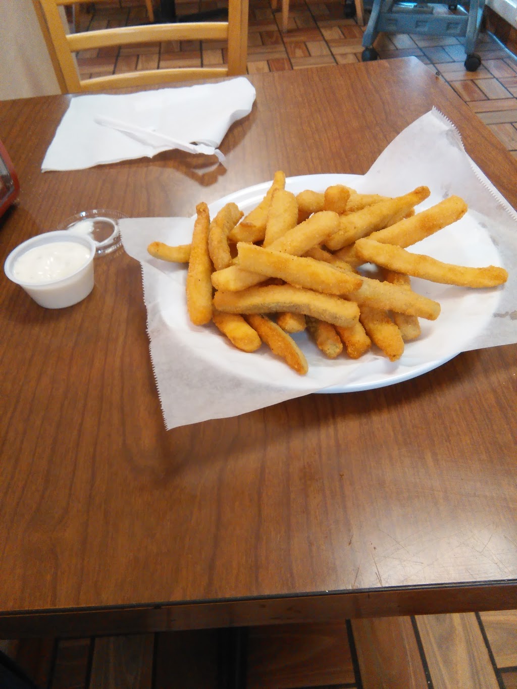 Jims Burgers | restaurant | 2500 Gordon Dr, Sioux City, IA 51106, USA | 7122242500 OR +1 712-224-2500