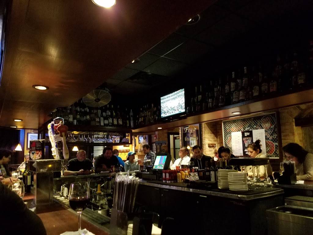 Houlihans | restaurant | 2136 NJ-35, Holmdel, NJ 07733, USA | 7326716633 OR +1 732-671-6633