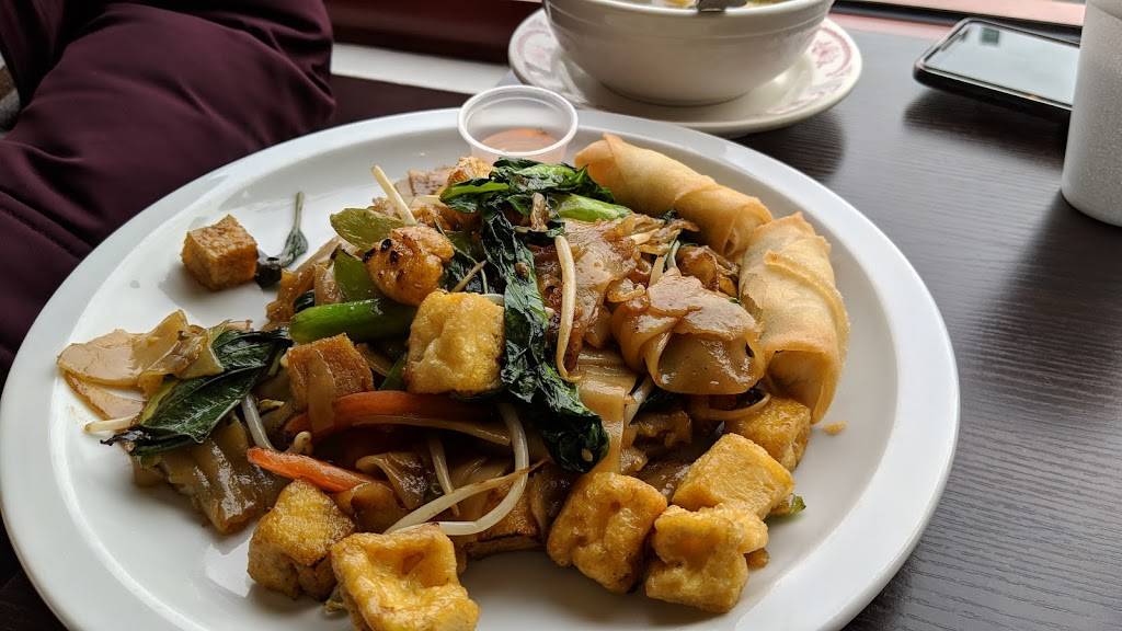 Thai Cafe | restaurant | 4950 Main St, Downers Grove, IL 60515, USA | 6305151471 OR +1 630-515-1471