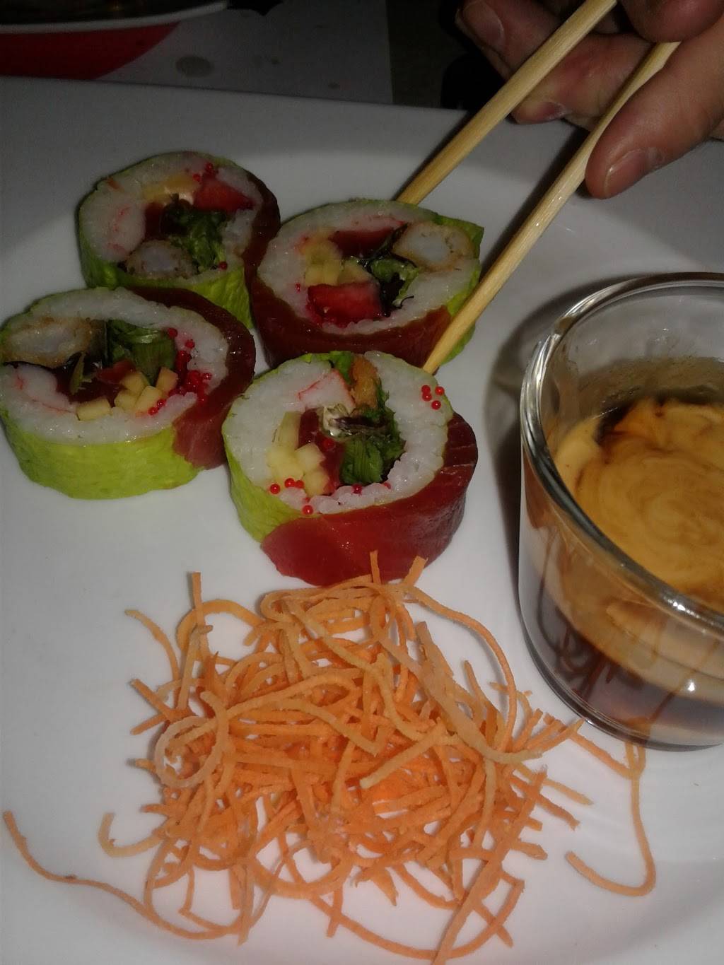 Restaurant Sakura Sushi Bar | restaurant | 17 Rue Gill, Granby, QC J2G 5C5, Canada | 4503780805 OR +1 450-378-0805