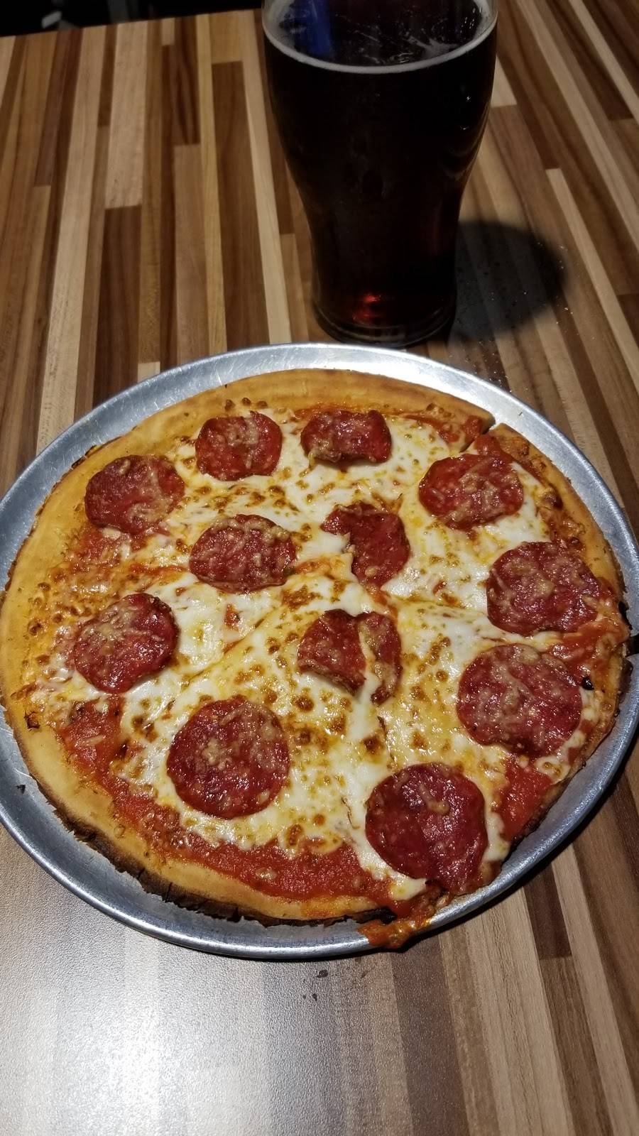 Rock & Brews Restaurant | restaurant | 2900 E Airport Dr, Ontario, CA 91761, USA | 9093231810 OR +1 909-323-1810