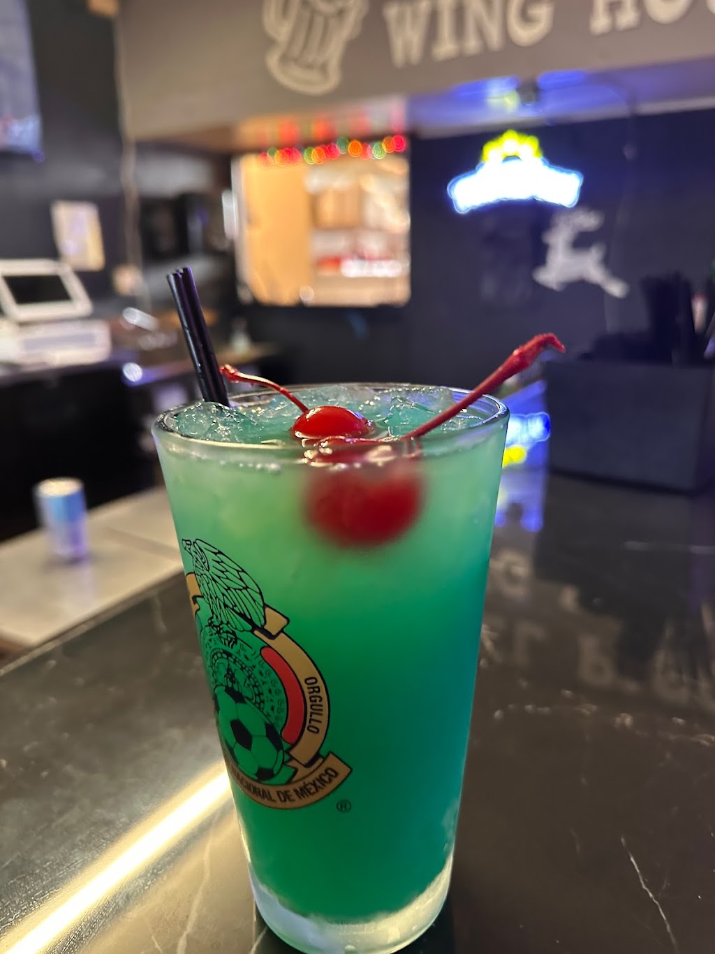 El Paso Wing House | restaurant | 4028 N Mesa St, El Paso, TX 79902, USA | 9155005333 OR +1 915-500-5333